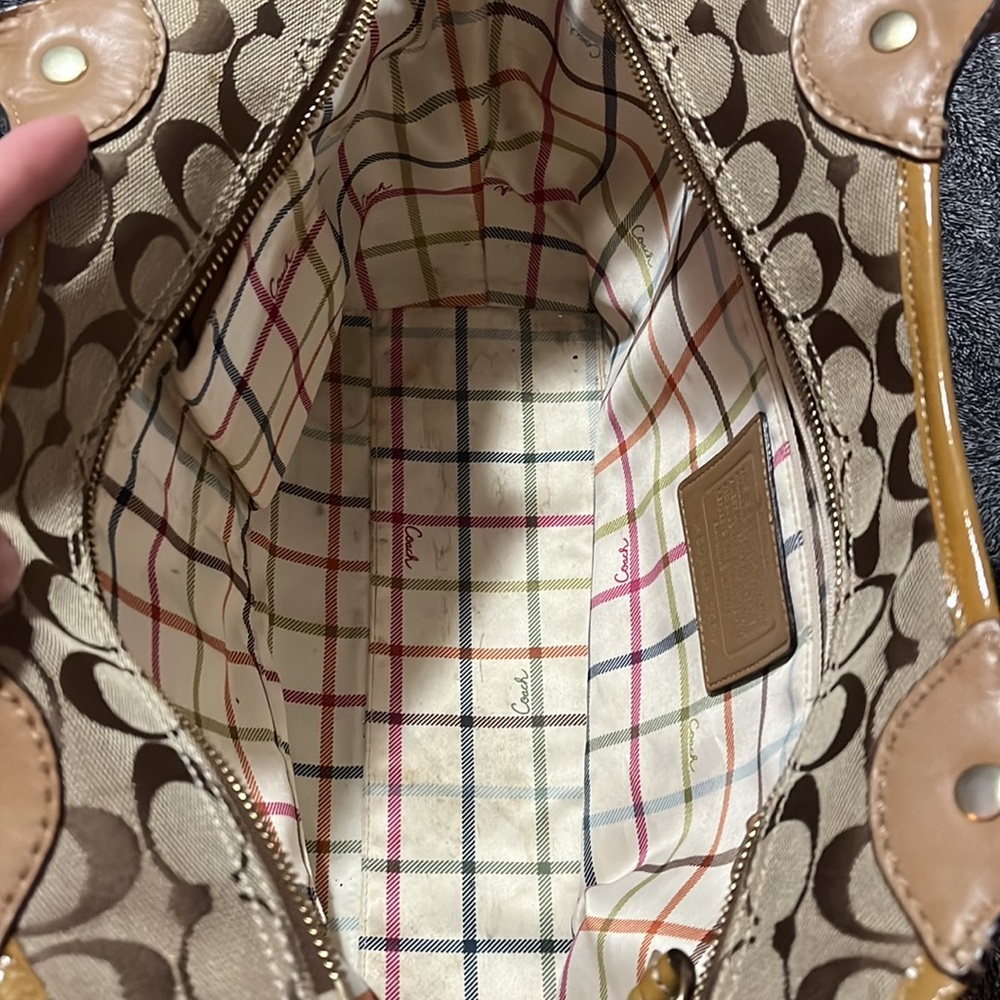Coach Tote - Picture 6 of 14